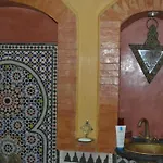 Logement A La Decoration Artisanale Marocaine